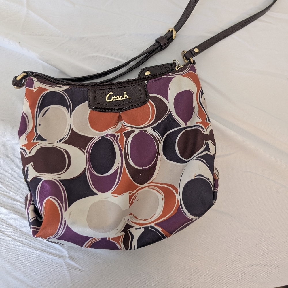 Like new vintage coach bag
